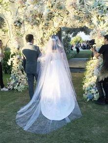 刘诗诗的结婚照片,浪漫婚纱照曝光，幸福满溢