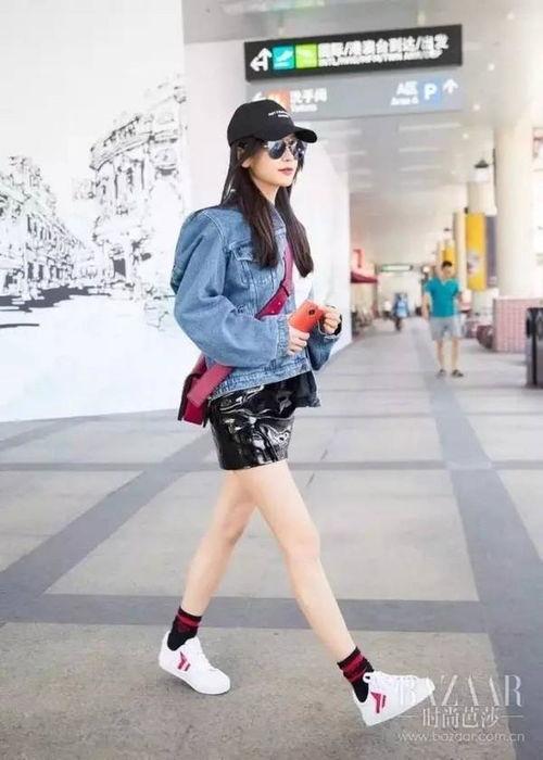 明星穿运动鞋,时尚与活力的完美融合