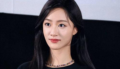 黄纤纤个人资料,才华横溢的年轻演员，演艺事业璀璨星光