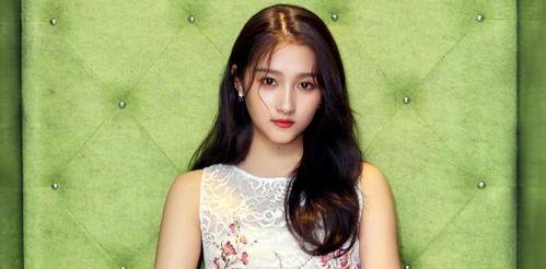 小演员关晓彤父母是谁,星二代成长记，揭秘国民闺女背后的父母力量